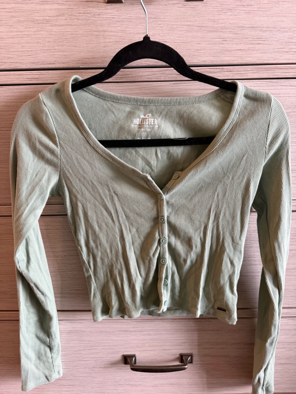 Hollister Sage Green Ribbed Button-Up Crop Top